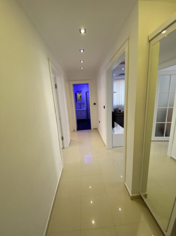 Трехкомнатная меблированная квартира в Махмутлар, 110 м2 - Ракурс 17