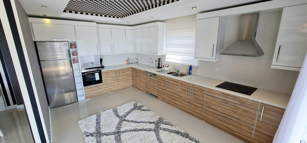 Вилла 3+1 в комплексе с инфраструктурой в районе Каргыджак, 280 м2 - Ракурс 6