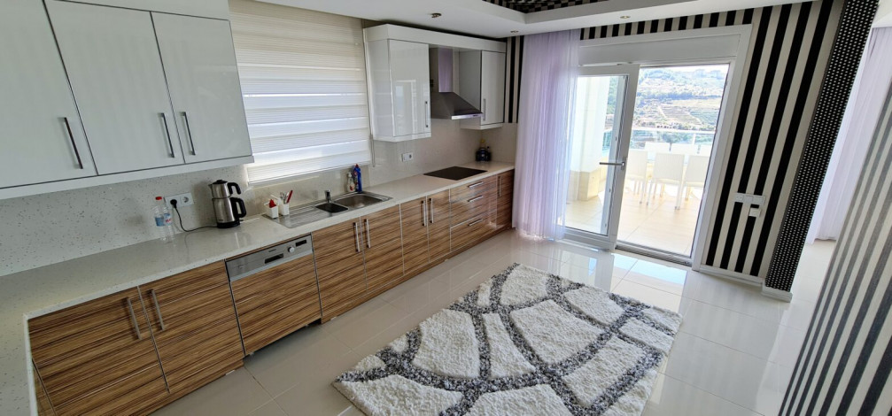 Вилла 3+1 в комплексе с инфраструктурой в районе Каргыджак, 280 м2 - Ракурс 8