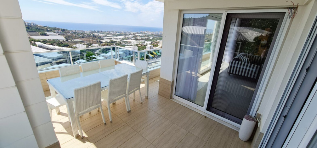 Вилла 3+1 в комплексе с инфраструктурой в районе Каргыджак, 280 м2 - Ракурс 9