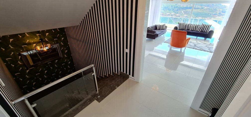 Вилла 3+1 в комплексе с инфраструктурой в районе Каргыджак, 280 м2 - Ракурс 18