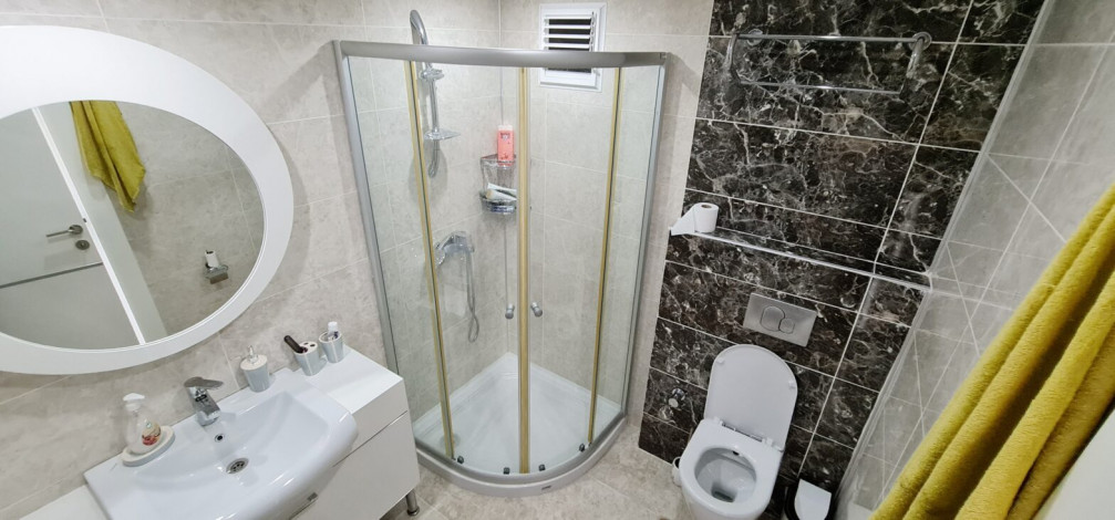 Вилла 3+1 в комплексе с инфраструктурой в районе Каргыджак, 280 м2 - Ракурс 27