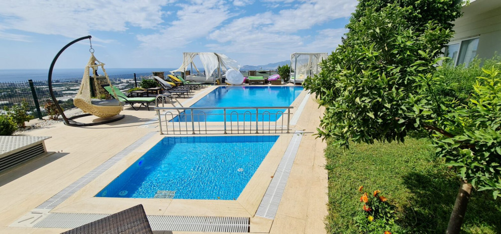 Вилла 3+1 в комплексе с инфраструктурой в районе Каргыджак, 280 м2 - Ракурс 38