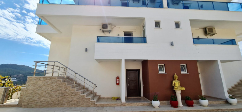 Вилла 3+1 в комплексе с инфраструктурой в районе Каргыджак, 280 м2 - Ракурс 46