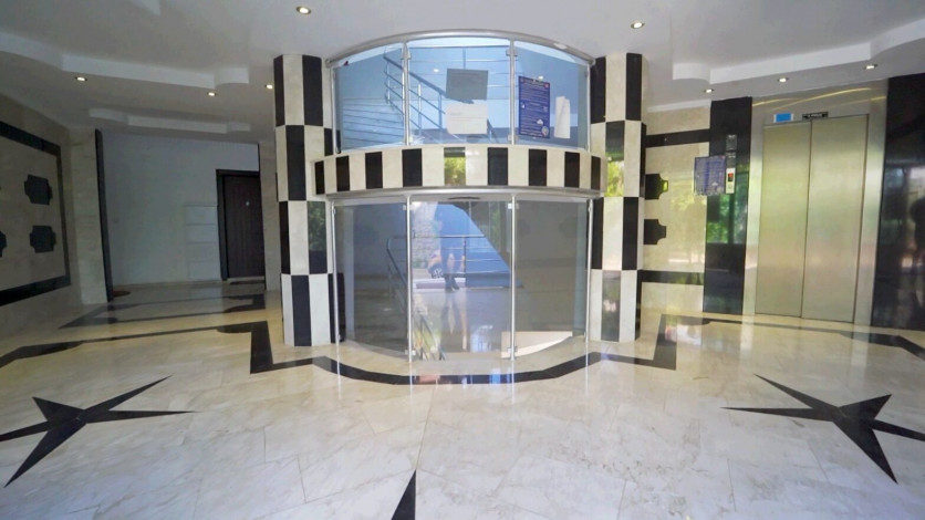 Трехкомнатная квартира в 500 метрах от пляжа с видом на море в районе Авсаллар, 90 м2 - Ракурс 3