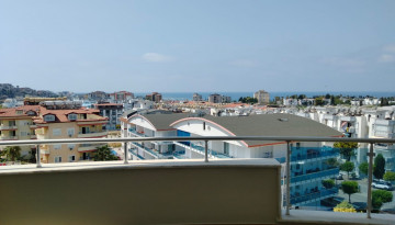 Трехкомнатная квартира в 500 метрах от пляжа с видом на море в районе Авсаллар, 90 м2 - Ракурс 7