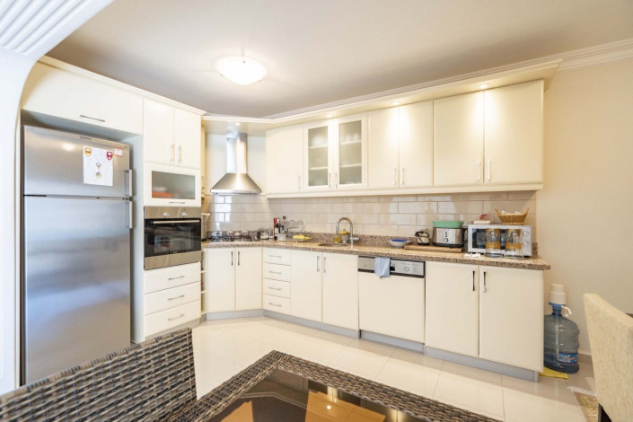 Шикарная меблированная квартира большой площади в Махмутлар, 130м - Ракурс 12