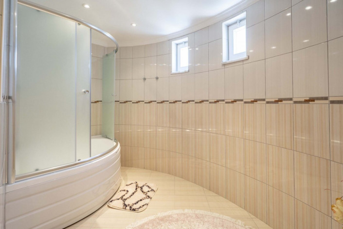 Шикарная меблированная квартира большой площади в Махмутлар, 130м - Ракурс 16