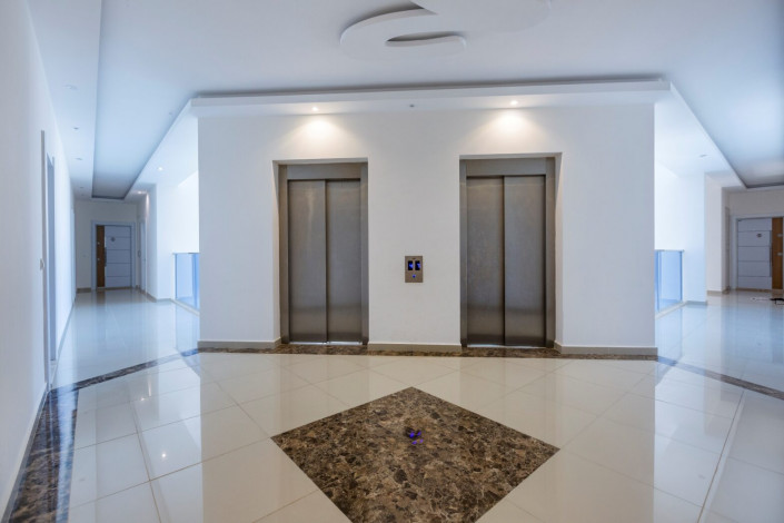 Трехкомнатная квартира в комплексе с хорошей инфраструктурой в Махмутларе, 120м - Ракурс 9