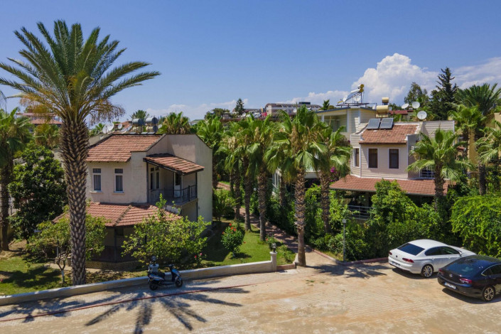 Трехуровневая вилла 4+2 в 300 м от моря в Авсалларе, 200 м2 - Ракурс 4