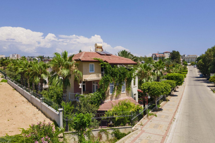 Трехуровневая вилла 4+2 в 300 м от моря в Авсалларе, 200 м2 - Ракурс 10