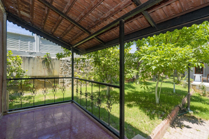 Трехуровневая вилла 4+2 в 300 м от моря в Авсалларе, 200 м2 - Ракурс 14