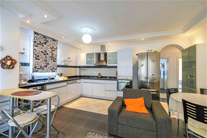 Квартира 2+1 с мебелью в престижном районе Оба, 110 м2 - Ракурс 21