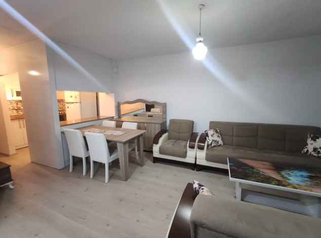 Бюджетная трехкомнатная квартира с мебелью и техникой в районе Махмутлар, 90 м2 - Ракурс 6