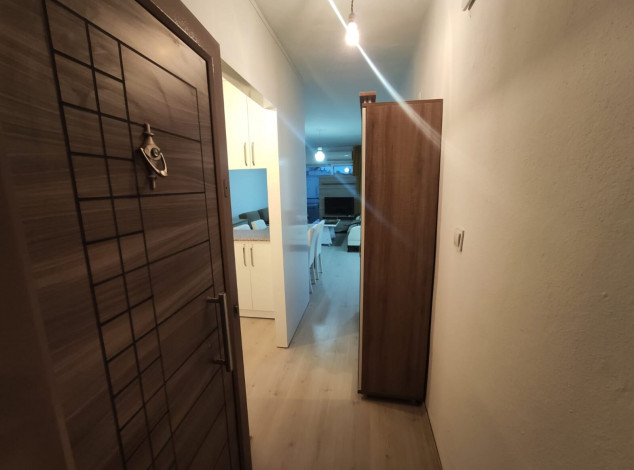 Бюджетная трехкомнатная квартира с мебелью и техникой в районе Махмутлар, 90 м2 - Ракурс 20