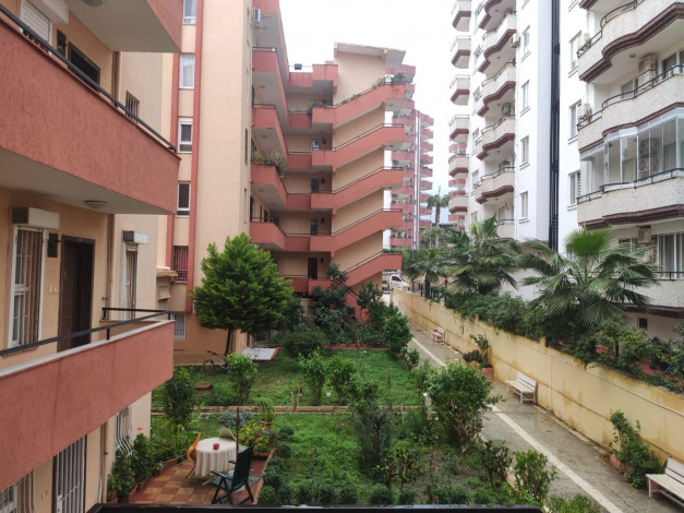 Бюджетная трехкомнатная квартира с мебелью и техникой в районе Махмутлар, 90 м2 - Ракурс 25