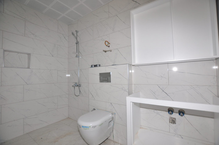 Просторная двухкомнатная квартира в новом доме всего в 300 м от моря, 70 м2 - Ракурс 11