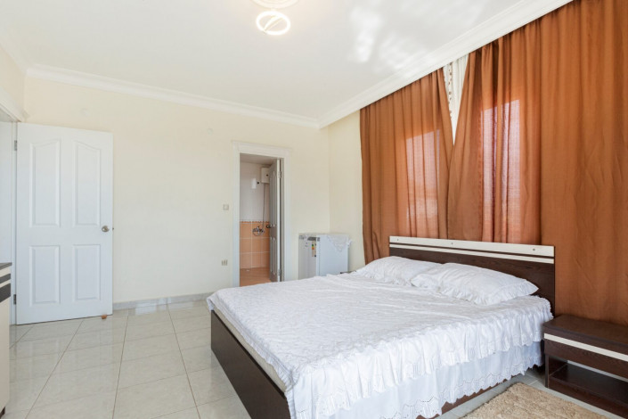 Просторная меблированная квартира 2+1 с видом на море и горы  в районе Махмутлар, 100 м2 - Ракурс 12