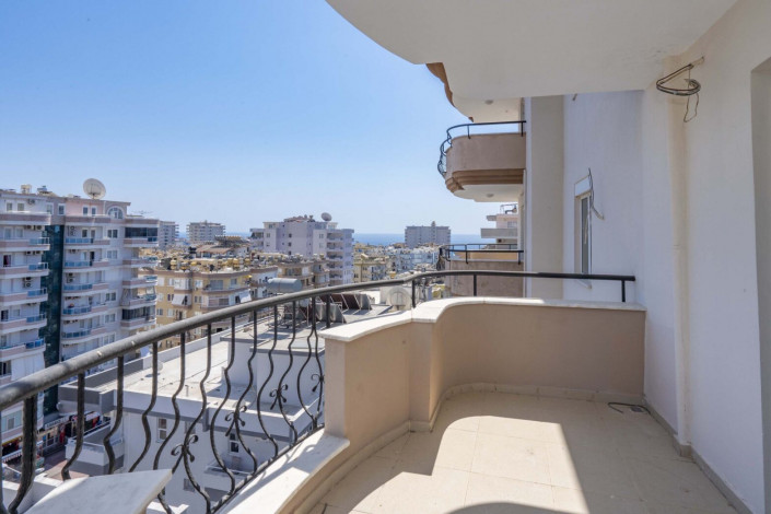 Трехкомнатная квартира на высоком этаже с видом на море в районе Махмутлар, 120 м2 - Ракурс 17