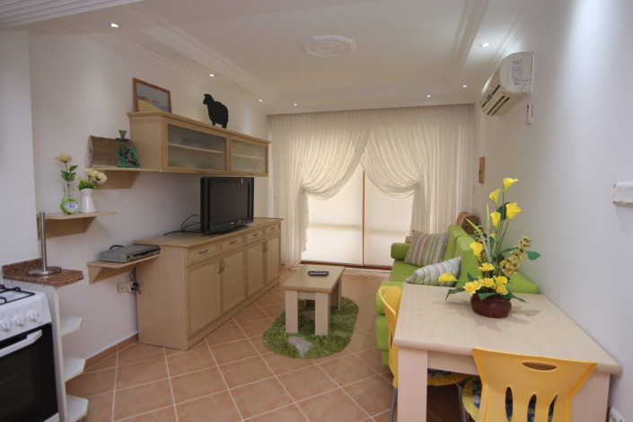 Двухкомнатная квартира всего в 300 метрах от моря в Махмутлар, 50 м2 - Ракурс 7