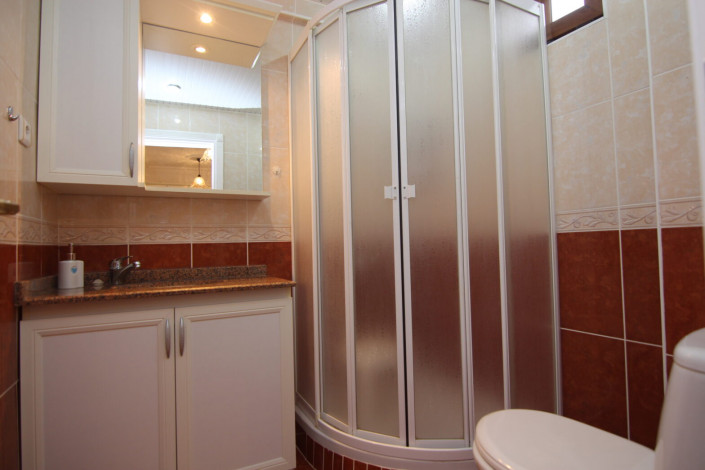 Двухкомнатная квартира всего в 300 метрах от моря в Махмутлар, 50 м2 - Ракурс 18