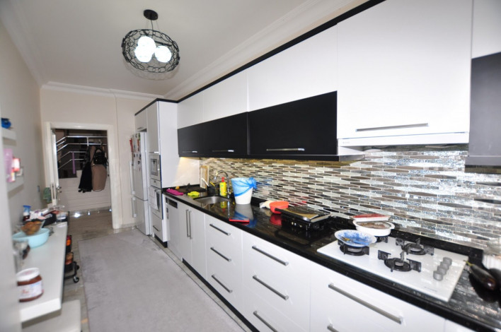 Меблированный пятикомнатный дуплекс с боковым видом на море и горы в районе Махмутлар, 280м - Ракурс 10