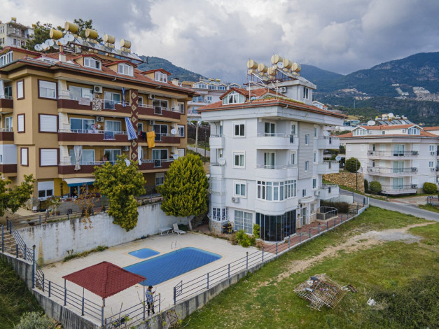 Полностью меблированная трехкомнатная квартира в центре города Аланья с видом на море, 75 м2 - Ракурс 14