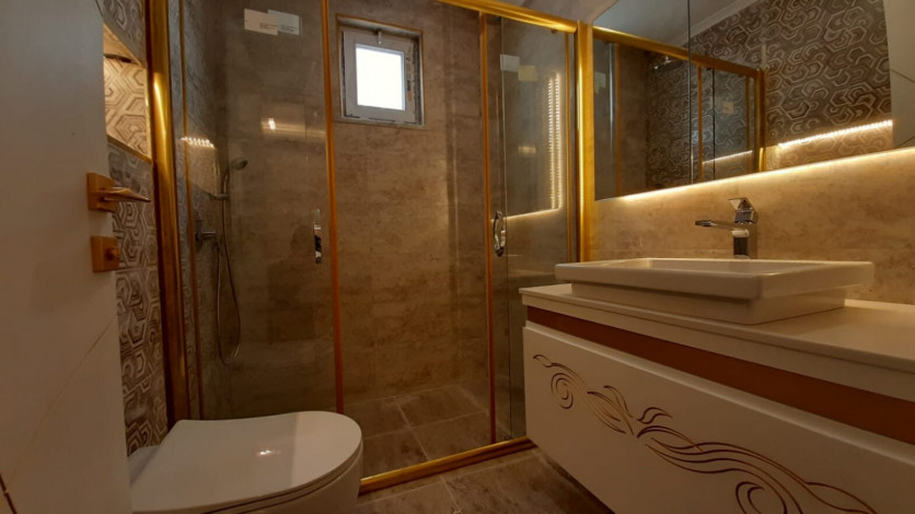 Четырехкомнатная квартира –пентхаус в районе Махмутлар, 234м - Ракурс 17