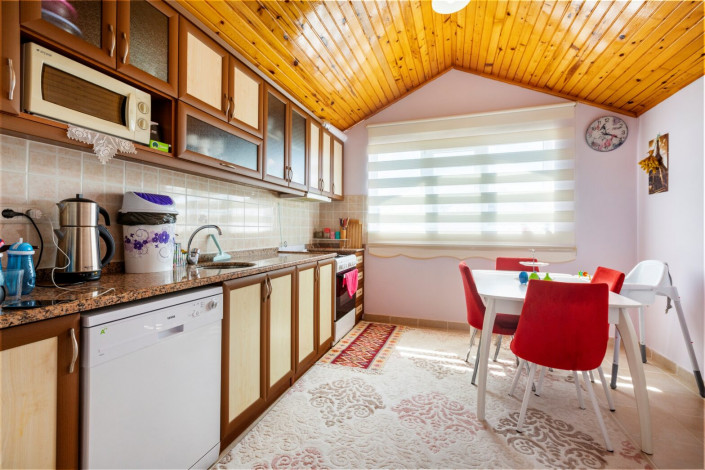 Две меблированные квартиры 2+1 с шикарным видом на Торосские горы в Обе, 125 м2 - Ракурс 11