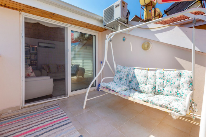 Две меблированные квартиры 2+1 с шикарным видом на Торосские горы в Обе, 125 м2 - Ракурс 23