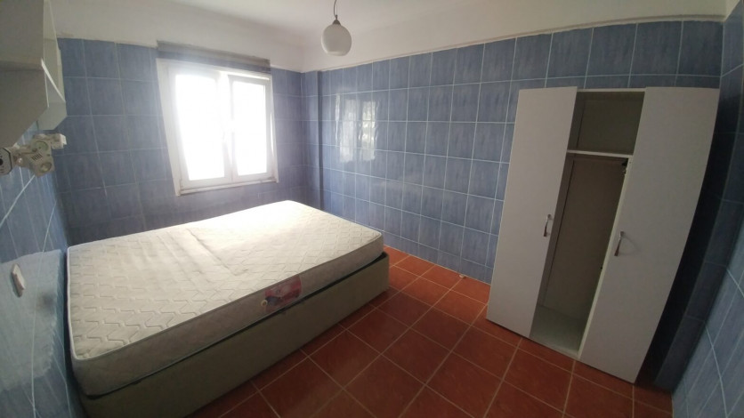 Меблированная бюджетная трехкомнатная квартира в районе Оба, 80 м2 - Ракурс 7