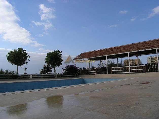 ID  1043 Просторная двухуровневая квартира 4+1 с видом на море в районе Кестель, 245 м2 - Ракурс 5