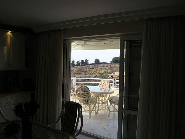 ID  1043 Просторная двухуровневая квартира 4+1 с видом на море в районе Кестель, 245 м2 - Ракурс 17