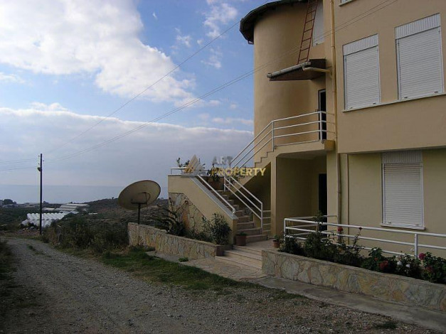 ID  1043 Просторная двухуровневая квартира 4+1 с видом на море в районе Кестель, 245 м2 - Ракурс 22