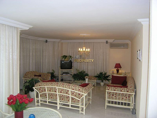 ID  1043 Просторная двухуровневая квартира 4+1 с видом на море в районе Кестель, 245 м2 - Ракурс 24