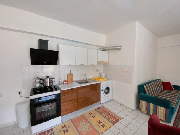 Бюджетная трёхкомнатная квартира в районе Махмутлар, 120 м2 - Ракурс 8