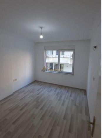 Трехкомнатная квартира в 200 метрах от моря в районе Махмутлар, 100 м2 - Ракурс 14