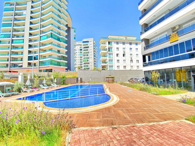 Меблированная четырехкомнатная квартира в районе Махмутлар, 150м - Ракурс 4