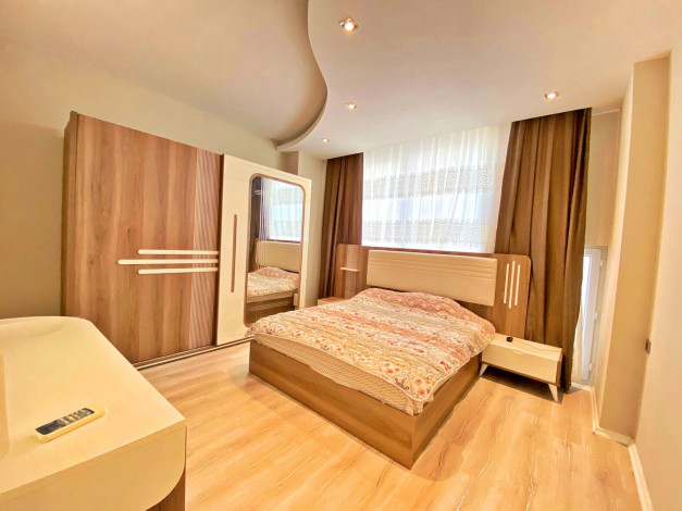 Меблированная четырехкомнатная квартира в районе Махмутлар, 150м - Ракурс 8