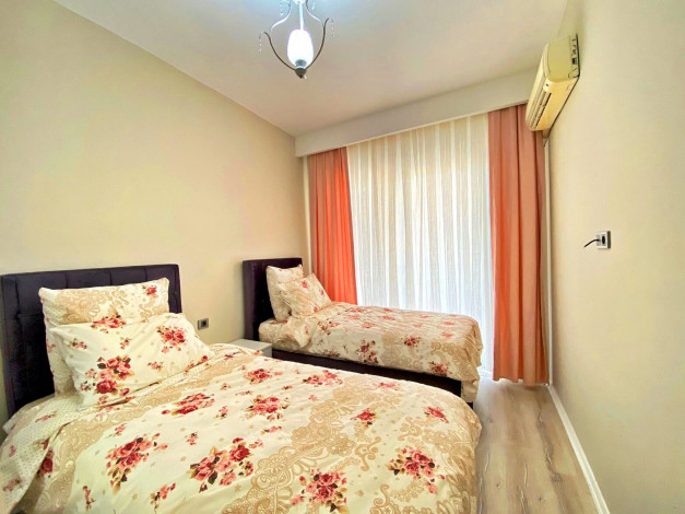 Меблированная четырехкомнатная квартира в районе Махмутлар, 150м - Ракурс 17