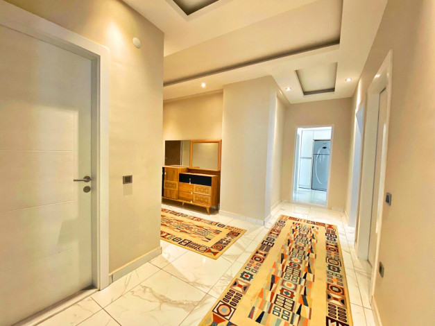 Меблированная четырехкомнатная квартира в районе Махмутлар, 150м - Ракурс 23