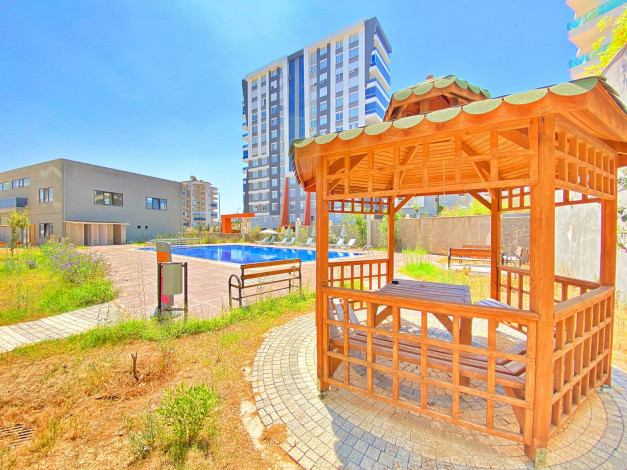 Меблированная четырехкомнатная квартира в районе Махмутлар, 150м - Ракурс 33