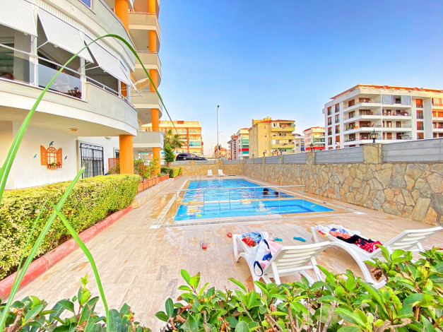 Меблированный дуплекс 5+1 с дизайнерским ремонтом в 100м от Средиземного моря в районе Кестель, 250м - Ракурс 5