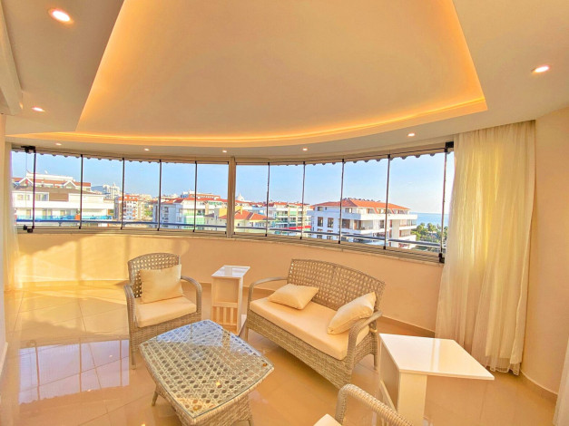 Меблированный дуплекс 5+1 с дизайнерским ремонтом в 100м от Средиземного моря в районе Кестель, 250м - Ракурс 7