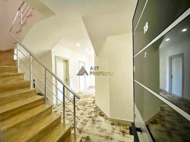 Дуплекс 4+1 с видом на море и горы в районе Оба, 200 м2 - Ракурс 7