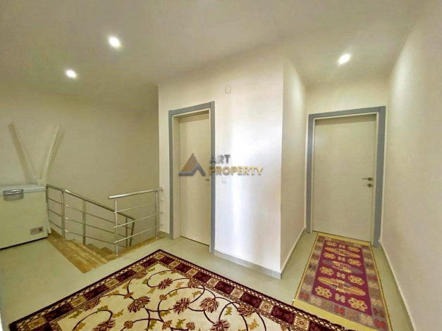 Дуплекс 4+1 с видом на море и горы в районе Оба, 200 м2 - Ракурс 21