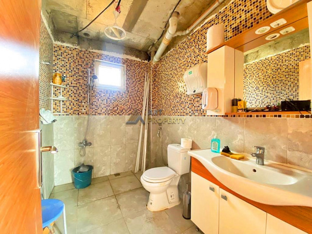 Отдельностоящий трехэтажный дом в Аланье с садом и видом на море и горы, 922 м2 - Ракурс 17