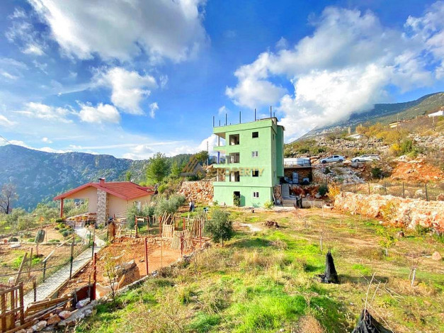 Отдельностоящий трехэтажный дом в Аланье с садом и видом на море и горы, 922 м2 - Ракурс 30