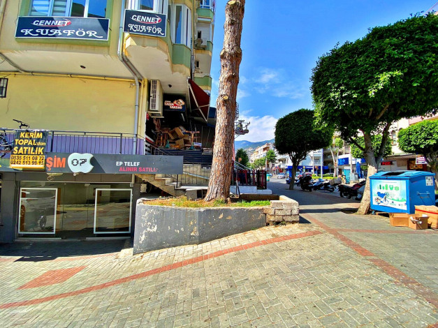 В центре Аланьи небольшое коммерческое помещение, 30м2 - Ракурс 6