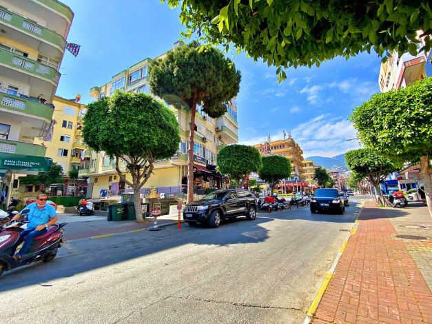 В центре Аланьи небольшое коммерческое помещение, 30м2 - Ракурс 7